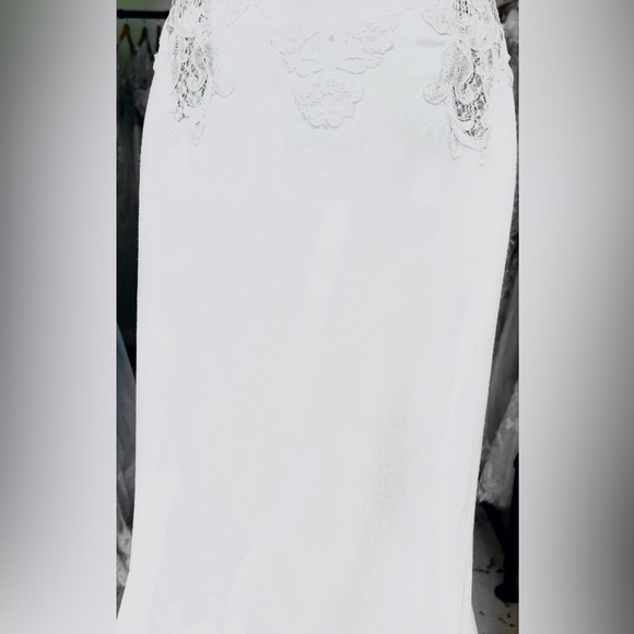 Amy - Picture 5 of 5